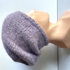 CHMURKA Handgemachte Alpakamütze 15 Fioletowa Mgiełka