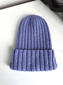 HELLI – wywijana czapka merino 100% Baby Merino 25 Lawenda zimowa beanie
