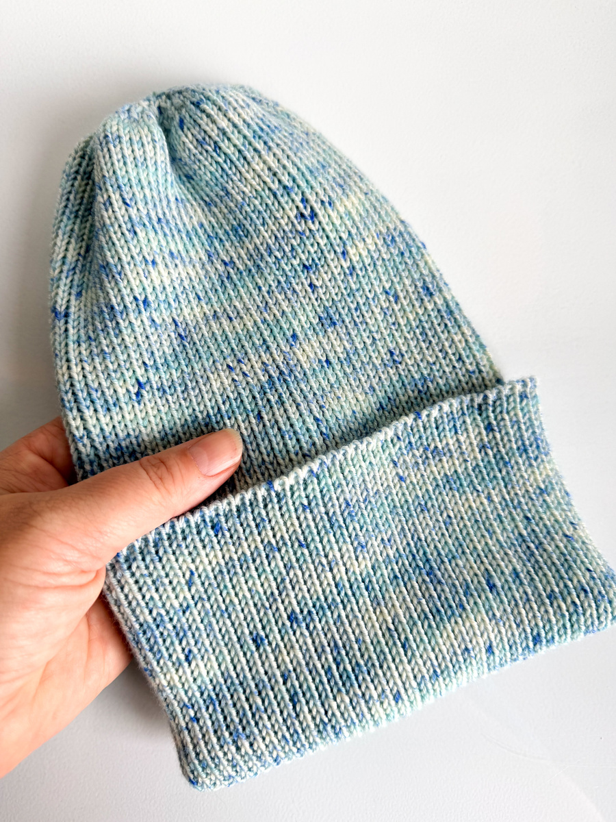 Beanie czapka z wełny merino VARELLA 100% Baby Merino Print 100 Syreni Śpiew
