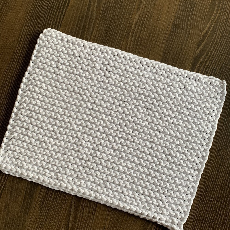 Ręcznie robiona podkładka ze sznurka bawełnianego