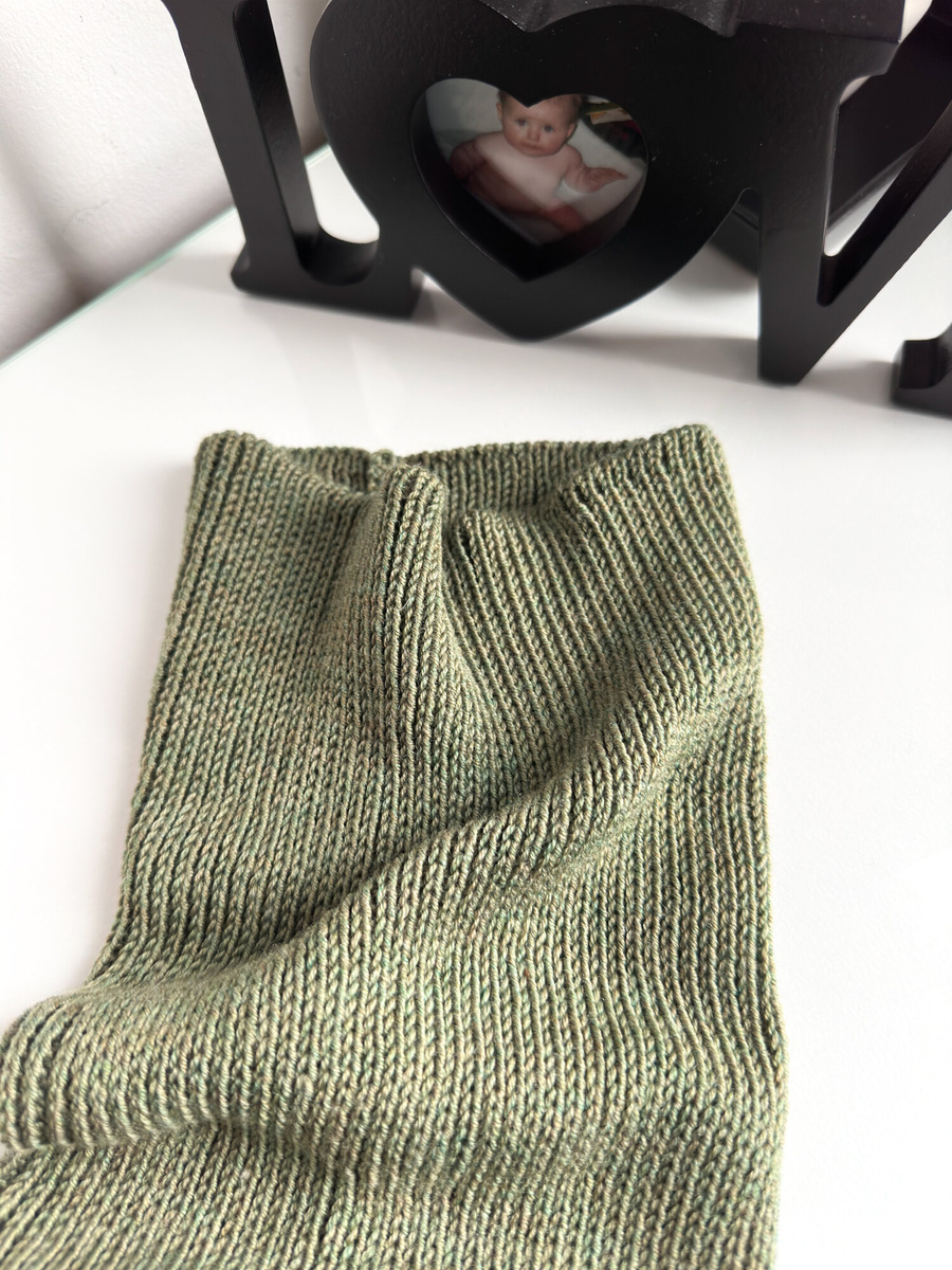 Ręcznie robiony KOMIN VARELLA 100% Baby Merino - CHOOSE COLOR
