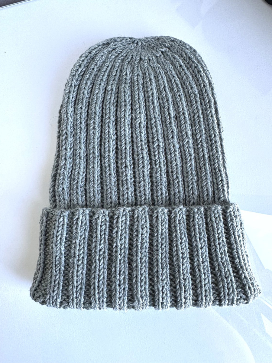 HELLI – czapka merino wywijana 100% baby merino 50 Zielona Szałwia jesienno-zimowa