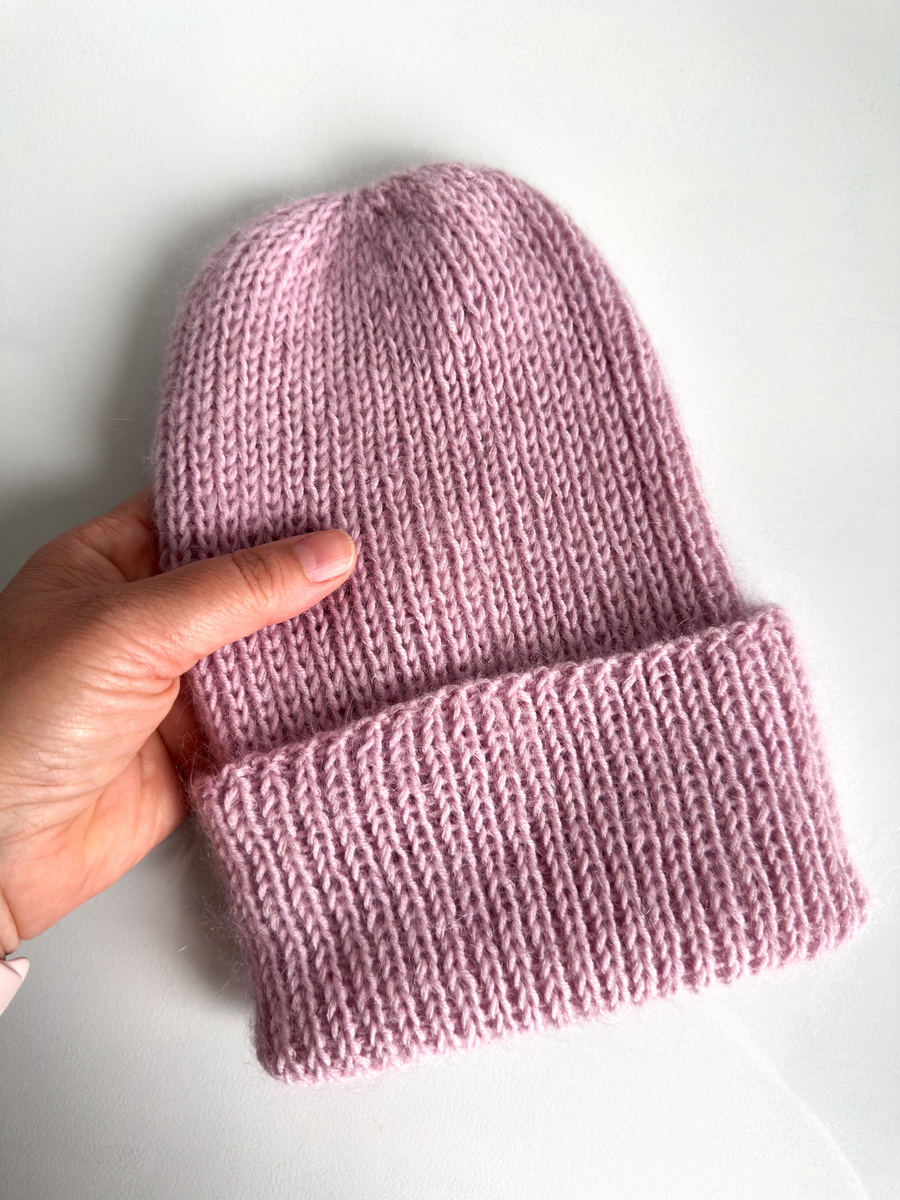 Ręcznie robiona czapka beanie AUREA 100% Baby Merino plus moher i jedwab 54/63 Pudrowy róż