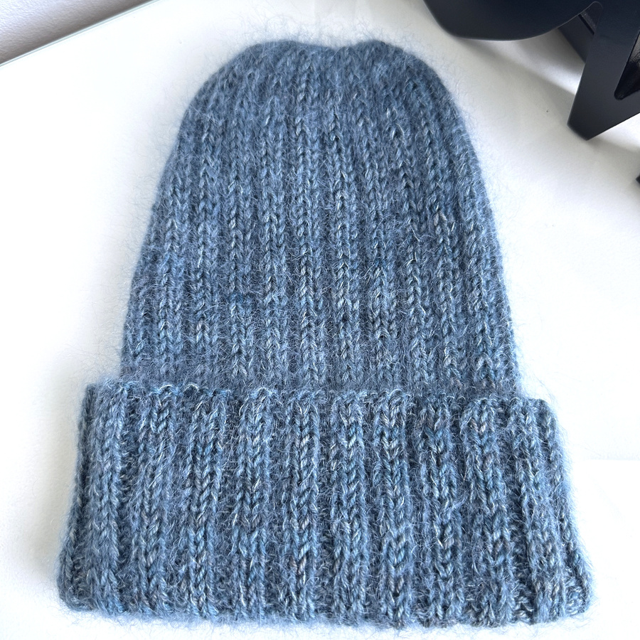 DAISY – czapka beanie handmade baby merino + moher i jedwab Głębia Oceanu
