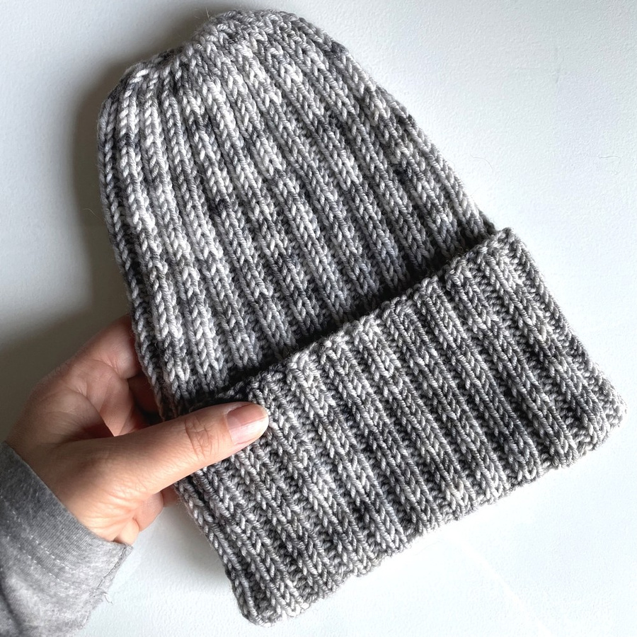 HELLI – szara czapka zimowa merino 100% baby merino ręcznie farbowana