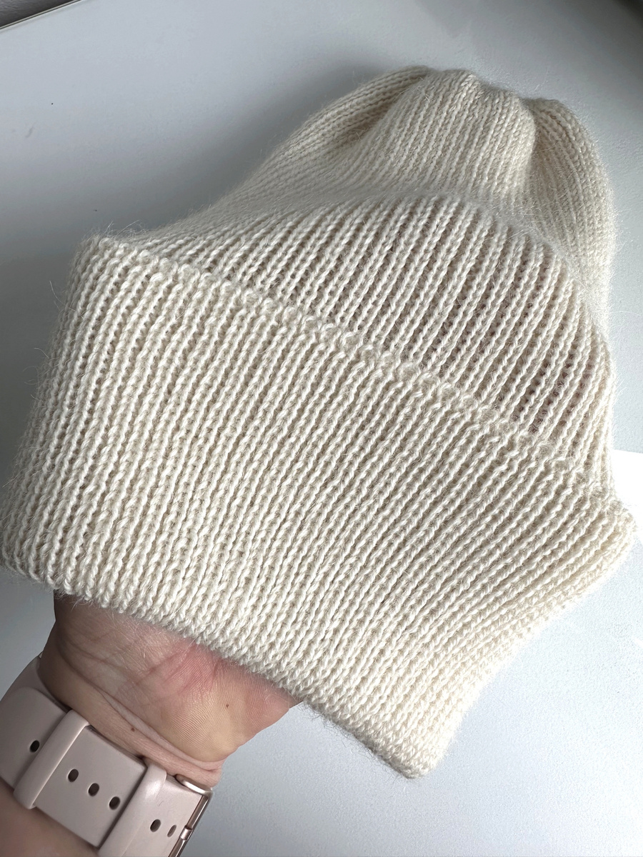 HELEN – czapka wywijana z 100% alpaki 100 ecru