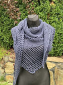 Handgestricktes Dreieckstuch aus 100% Alpakawolle – Farbe wählen