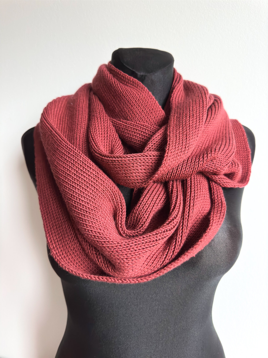 Wełniany komin zawijany 100% Baby Merino 51 Bordowy