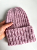 MARGARET Handgemachte Mütze mit Umschlag Alpaka Mohair und Seide 3112/36 Rosa mit einem Hauch Beige