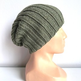 HELLI – czapka merino damska zimowa 100% Baby Merino 38 Oliwka