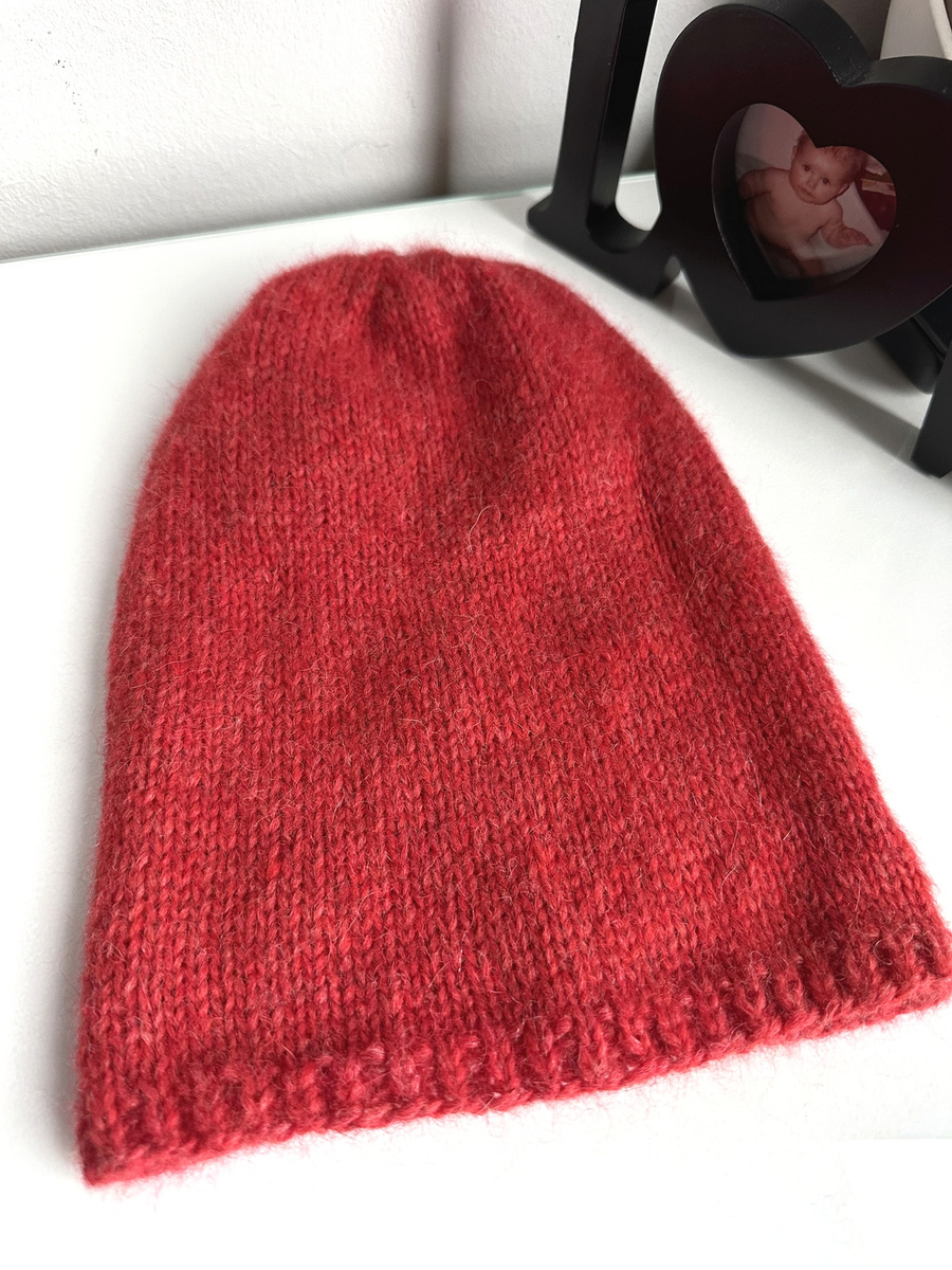 CHMURKA Beanie-Mütze aus Alpaka 25 Himbeere