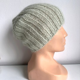 MARGARET – czapka beanie alpaka + moher i jedwab 9030/47 Lody Pistacjowe