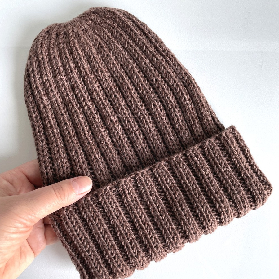 HELLI – czapka beanie z wełny baby merino 52 Czekolada, wywijana, jesienno-zimowa, unisex