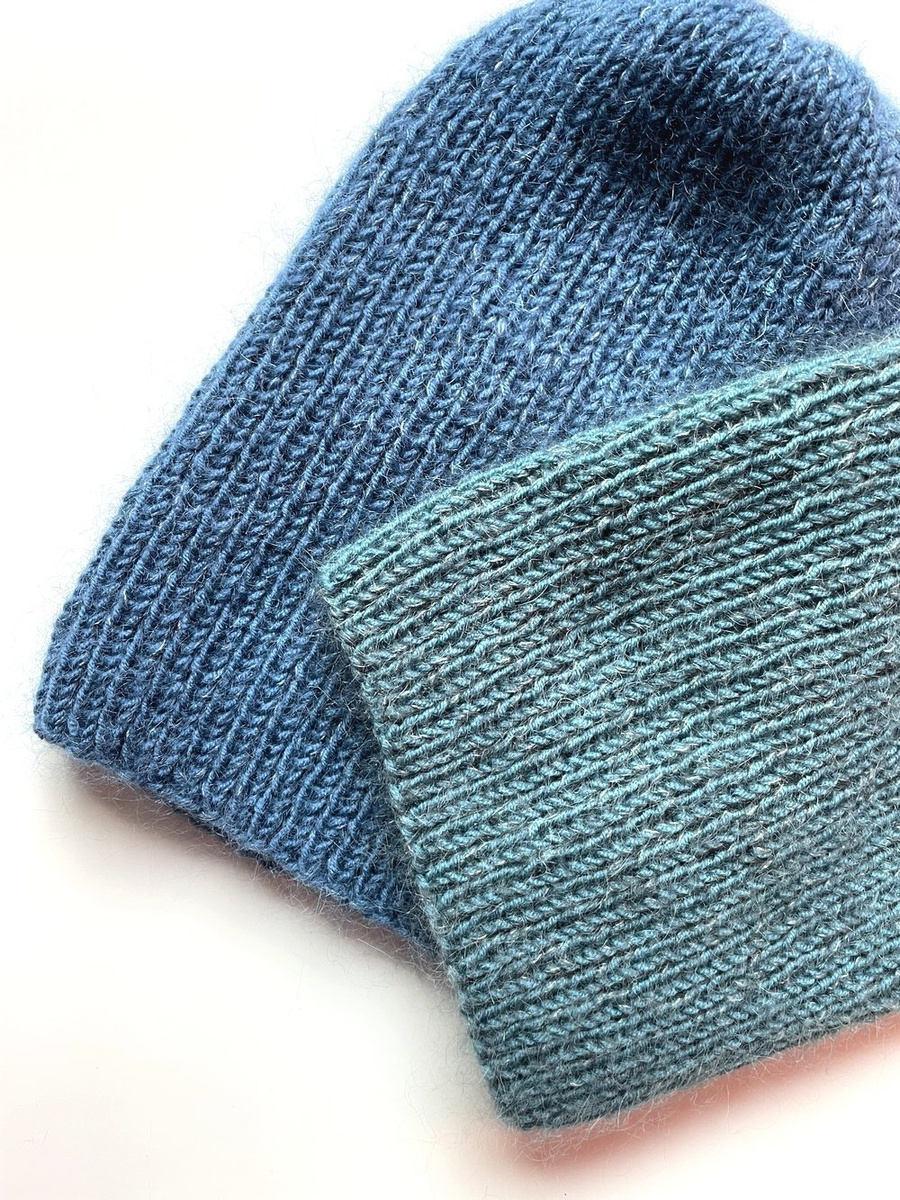 Handgemachte Damenmütze AUREA 100% Baby Merino plus Mohair und Seide 47/37 Nordsee