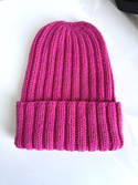 HELLI – czapka z wełny merino baby 08 Fuksja, wywijana beanie, unisex jesień‑zima