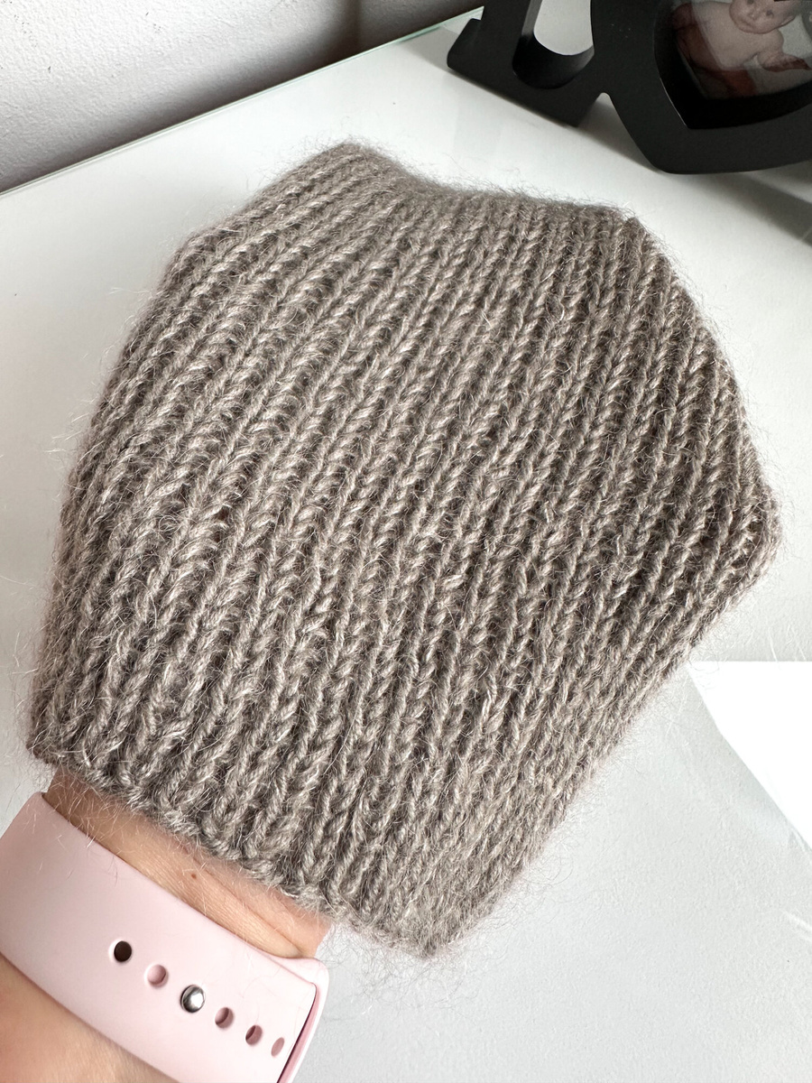 AUREA – ręcznie robiona czapka beanie baby merino + moher i jedwab damska 57/12 szaro-brązowy