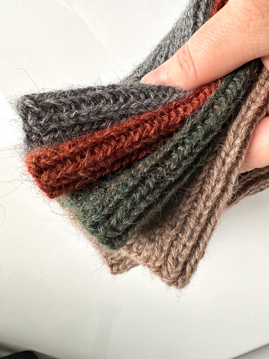 KIARA Alpaca Beanie 100% Alpaca 9038 zielona szałwia