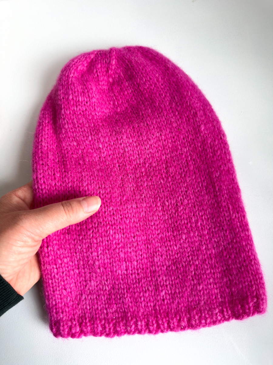 CHMURKA Handmade Women's Alpaca Beanie 39 Magenta
