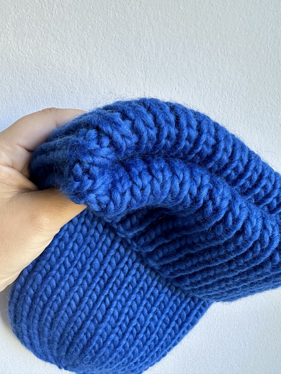 Ręcznie robiona czapka wywijana JANKA 100% Wełna owcza 121 Rubinowy