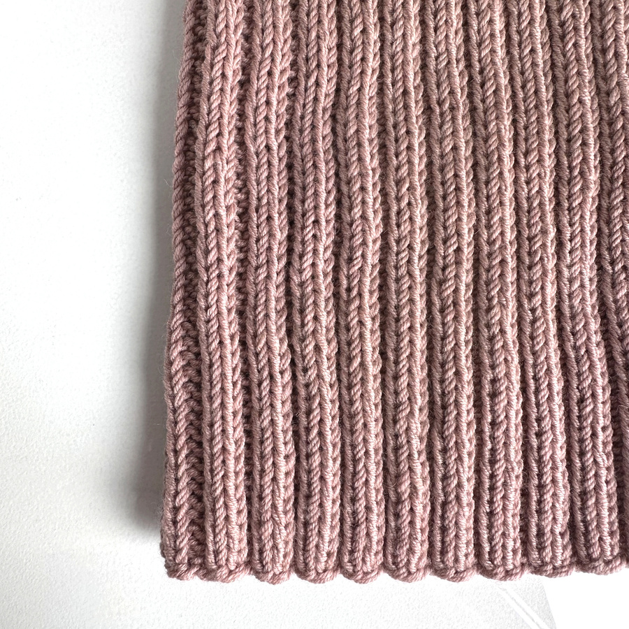 HELLI – czapka zimowa merino damska 49 Pustynna Róża
