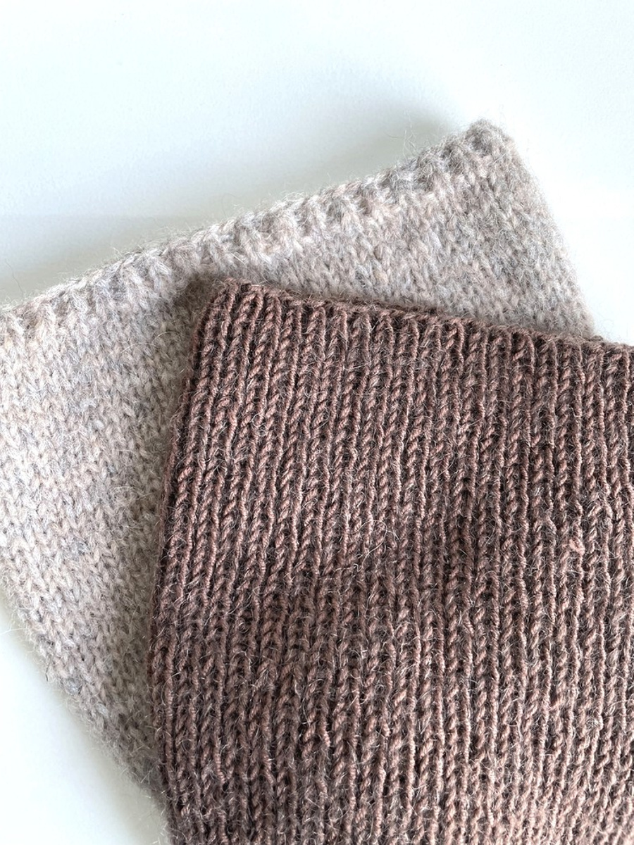 Handmade Czapka damska AUREA 100% Baby Merino plus moher i jedwab 52/15 Czekolada deserowa