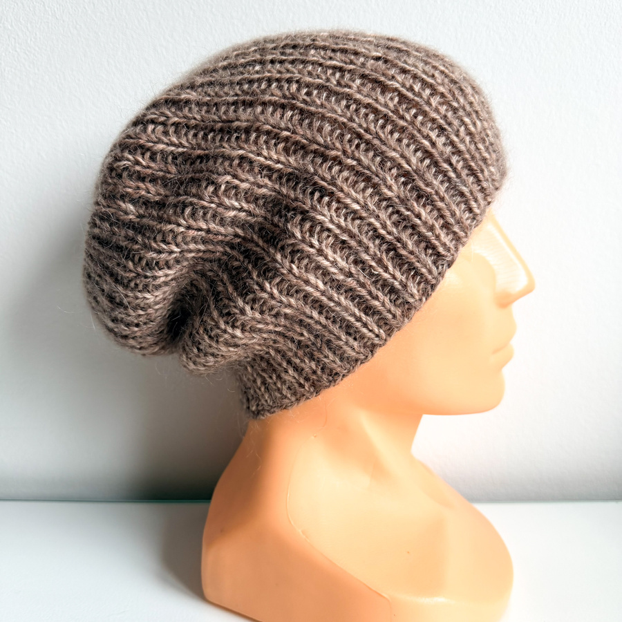 ALURA – ręcznie robiona ciepła czapka beanie merino + moher i jedwab damska 30 Prażony Migdał