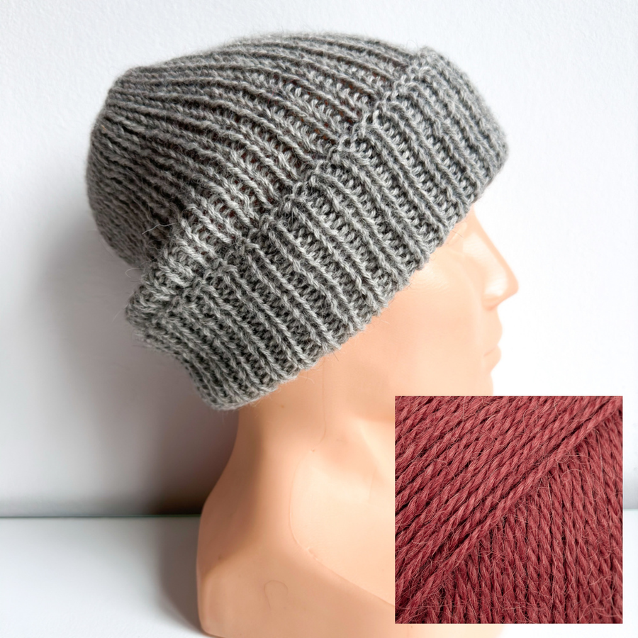 Czapka wywijana zrobiona ręcznie na drutach KIARA 100% Alpaka 501 Jasny Szary