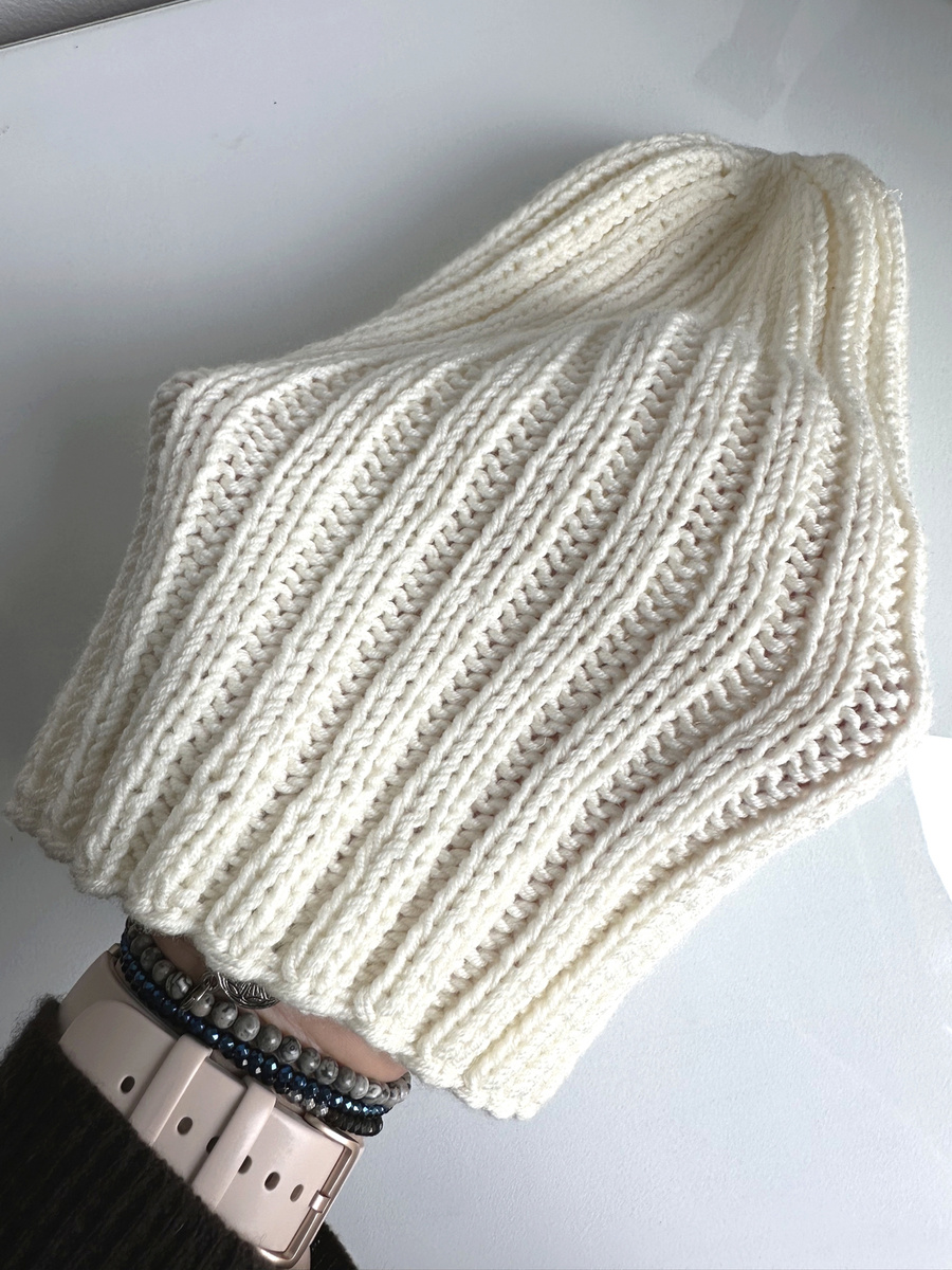 HELLI – czapka zimowa merino damska 100% Baby Merino 02 Ecru
