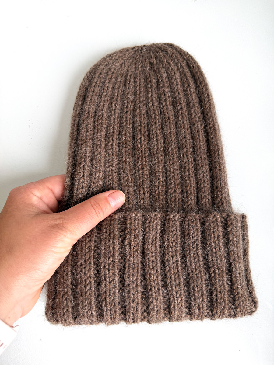 Ręcznie robiona czapka beanie MIRA 100% Merino plus moher i jedwab 14/15 Brąz