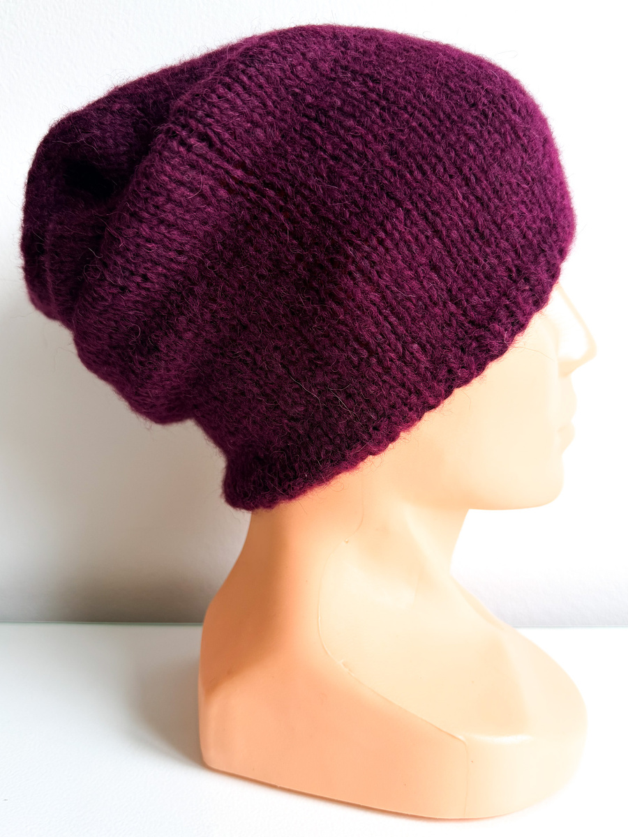 CHMURKA Handgemachte Beanie-Mütze Alpaka 59 czerwone wino