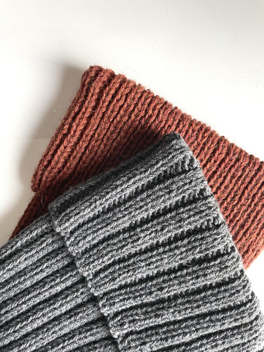 HELLI – czapka beanie wywijana z wełny baby merino 20 Ciemny szary