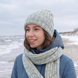 NELLI – ręcznie robiona czapka beanie z wełny merino 37 Bajkowe Światełka