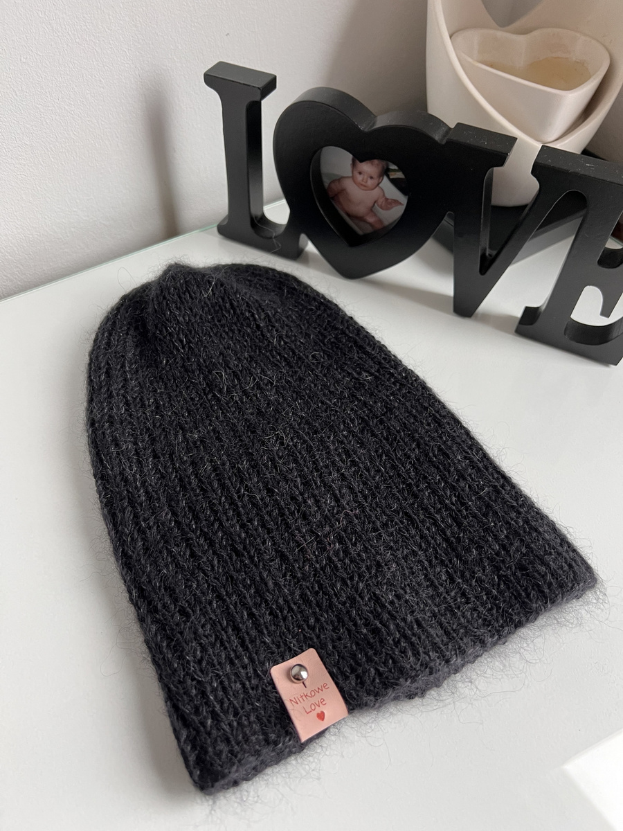 AUREA – ręcznie robiona ciepła czapka damska merino + moher i jedwab 21/02 Czarny