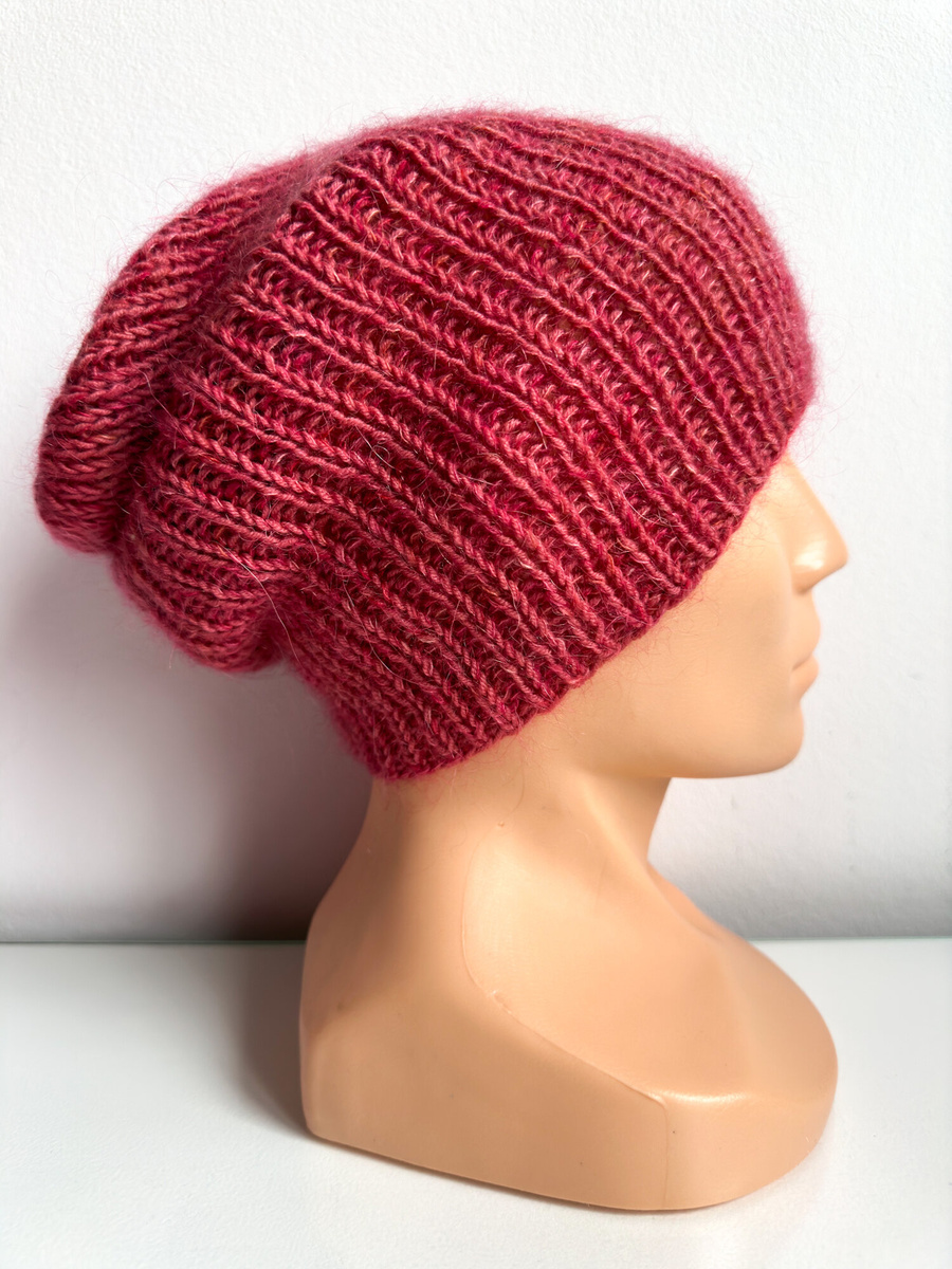 Handmade Czapka damska AUREA LE 100% Baby Merino plus moher i jedwab Herbaciany Róż