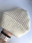AUREA – ręcznie robiona czapka beanie baby merino + moher i jedwab damska/dziecięca 02/01 Ecru