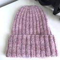 DAISY – różowa czapka beanie z ręcznie farbowanego baby merino + moher i jedwab Magnolie