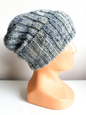 NELLI Handgemachte Merinowoll-Beanie 24 Sprane Dżinsy
