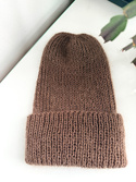 Ręcznie robiona czapka beanie AUREA 100% Baby Merino plus moher i jedwab 62/15 średni brąz