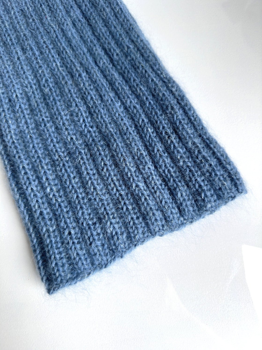 MARGARET Handgemachte Beanie-Mütze Alpaka + Mohair und Seide 6309/27 Mittelblau Petrol