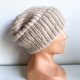MORGANA – czapka damska wywijana alpaka + merynos 59/40 Marcepan
