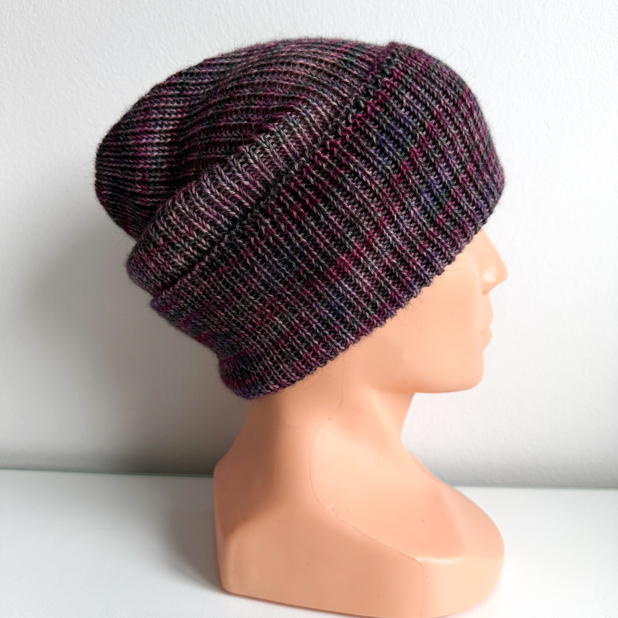 Czapka wywijana HELEN 100% Alpaka ręcznie farbowana fioletowa