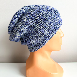 Winter Slouchy Beanie in 100% Baby Merino – Blue Shades, Hand-K