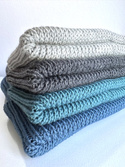 Beanie czapka z wełny merino VARELLA 100% Baby Merino 47 Morze Północne