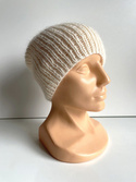 Handmade women’s hat AUREA 100% Baby Merino plus mohair and silk 02/01 Ecru