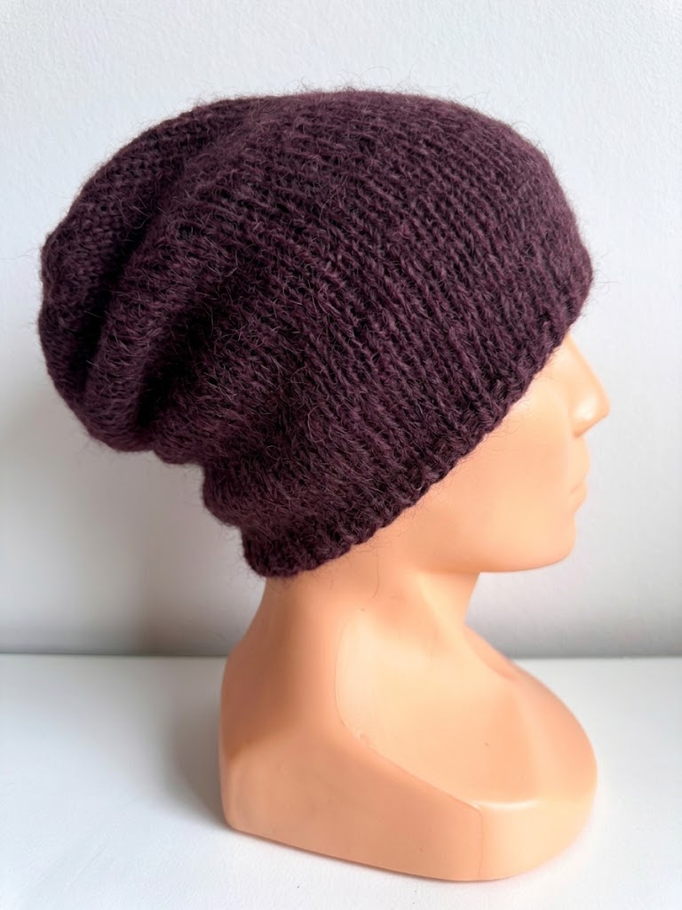 CHMURKA Handmade Alpaca Beanie 58 Ciemne Winogrona