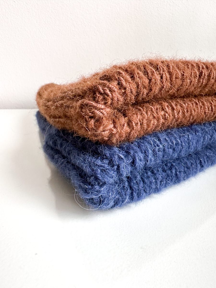 MORGANA – czapka damska handmade alpaka + merynos 52/38 Czekolada