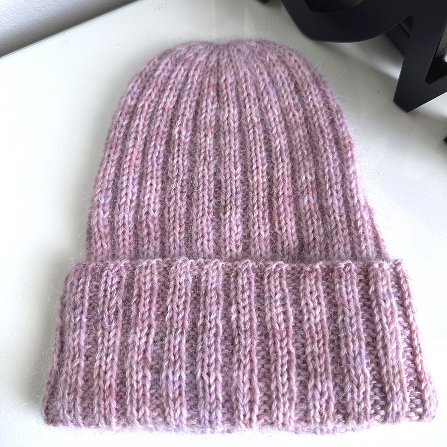 Ręcznie robiona czapka DAISY 100% Ręcznie farbowana Baby Merino plus moher i jedwab Magnolie - edycja limitowana