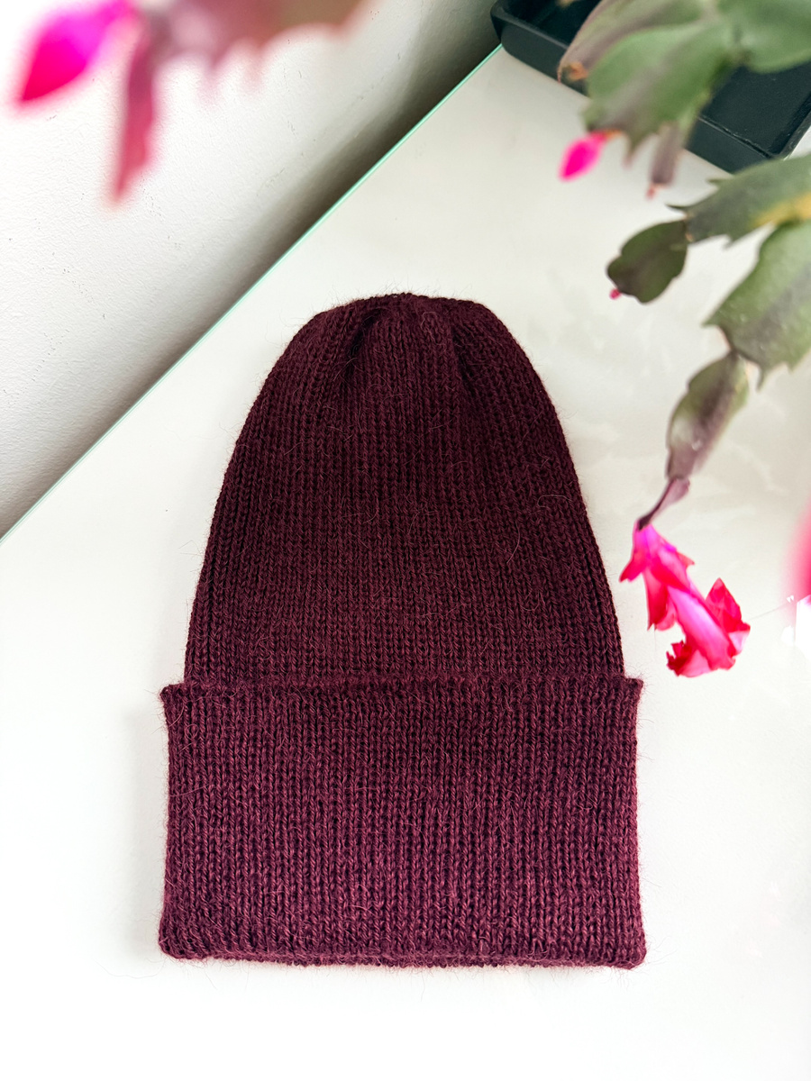 Czapka wywijana HELEN 100% Alpaka 9044 ciemne winogrona