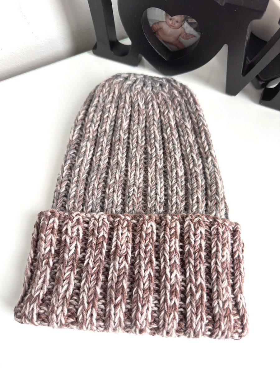 Wywijana czapka merino HELLI BIG 100% Baby Merino Odcienie brązu i szarości 