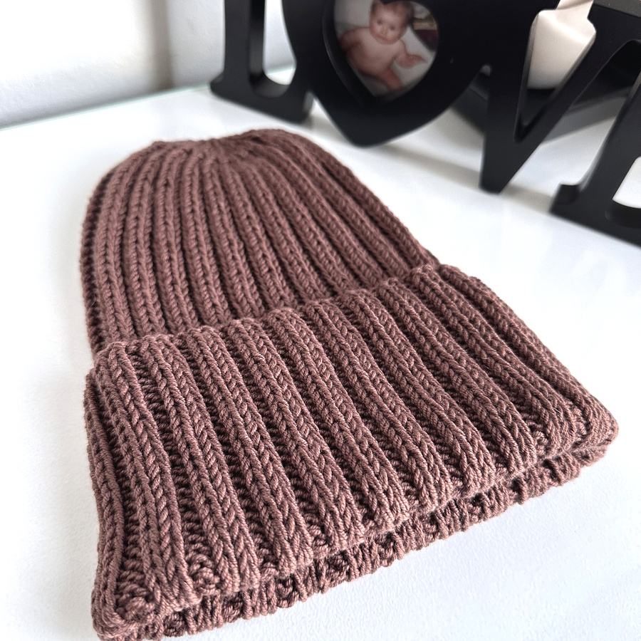 HELLI – czapka beanie z wełny baby merino 52 Czekolada, wywijana, jesienno-zimowa, unisex
